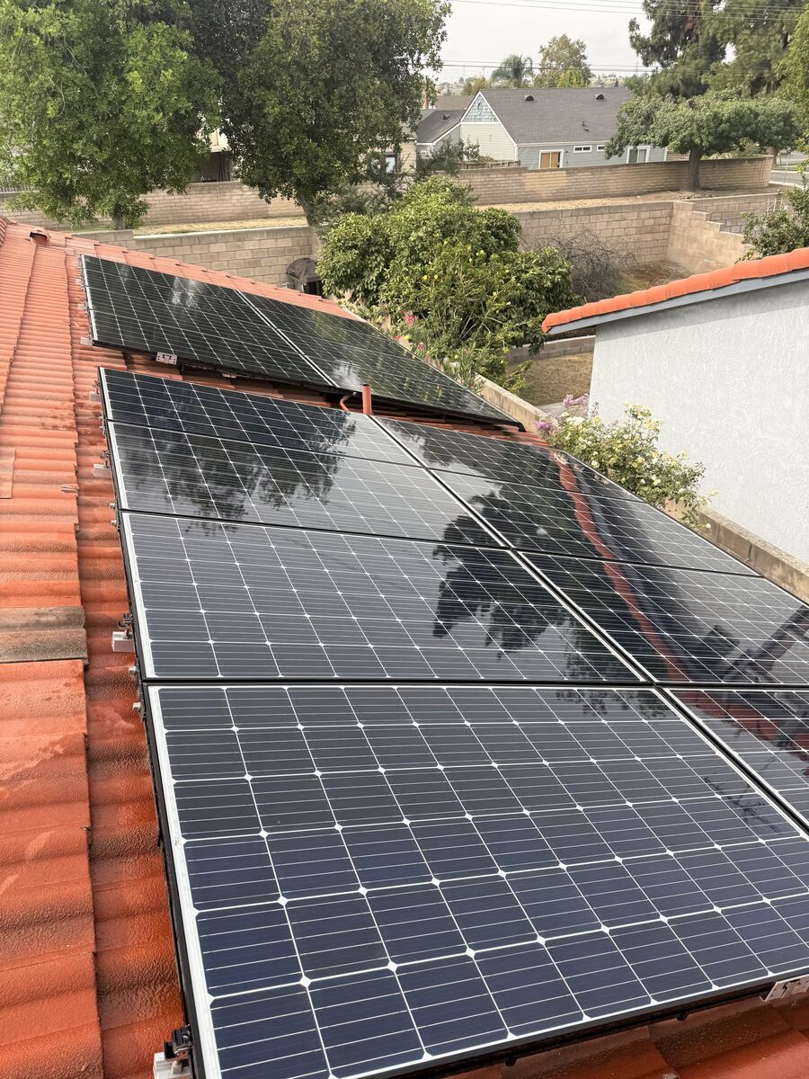 Solar panel cleaning Redlands CA